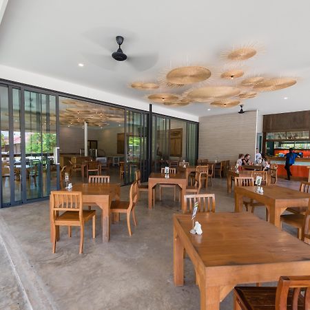 Naina Resort & Spa - Sha Extra Plus Patong Exterior foto