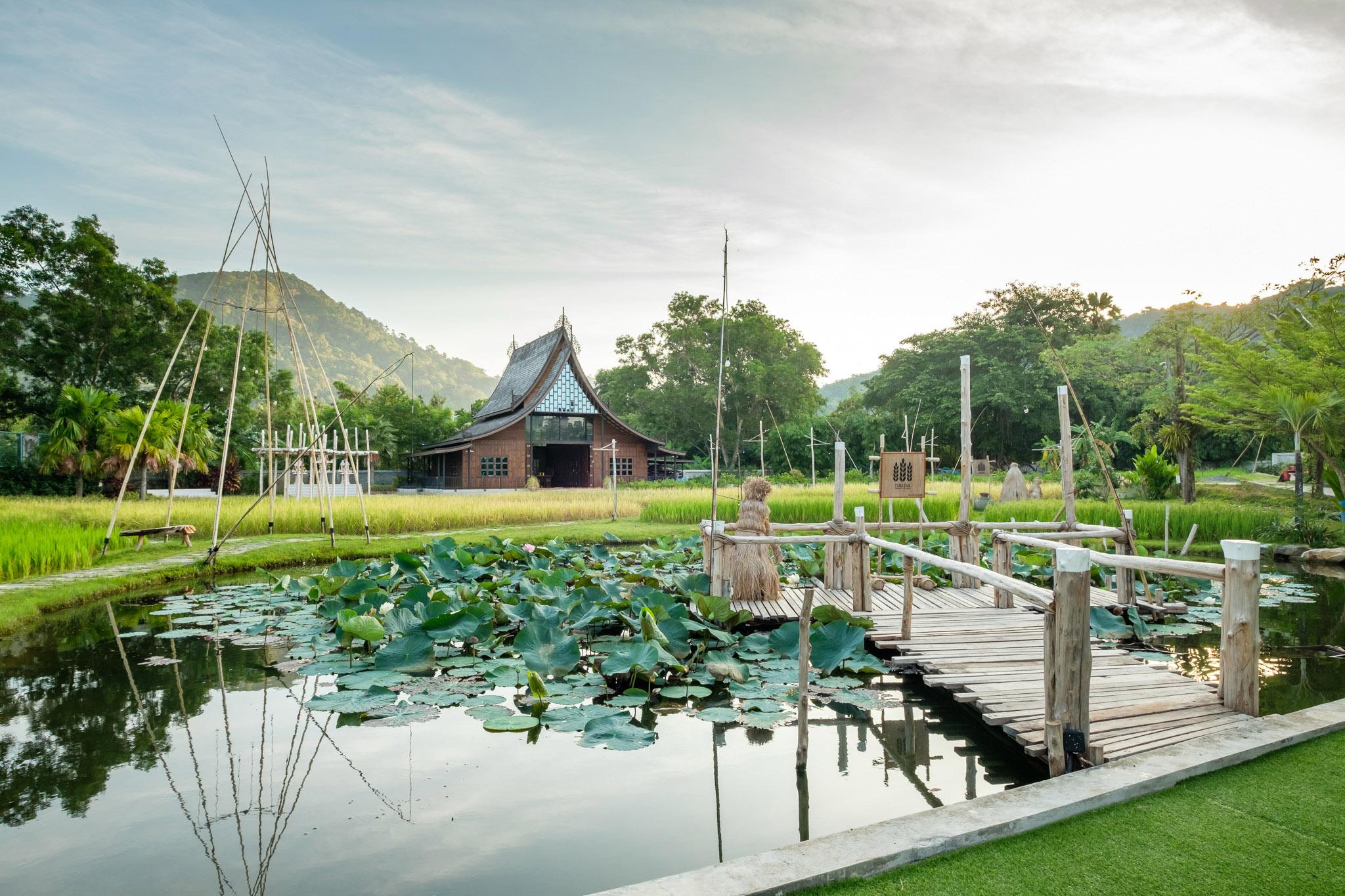 Naina Resort & Spa - Sha Extra Plus Patong Exterior foto