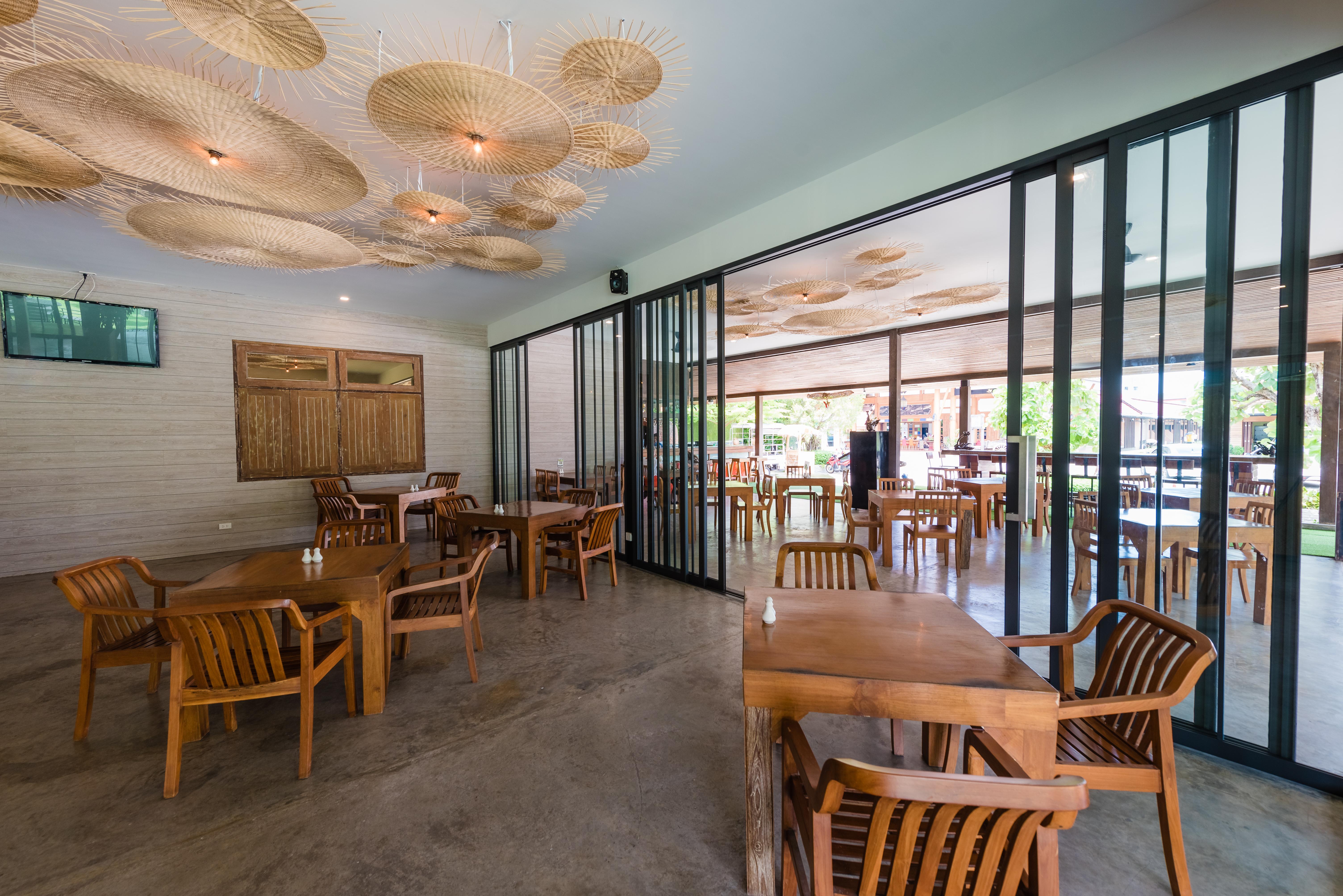 Naina Resort & Spa - Sha Extra Plus Patong Exterior foto