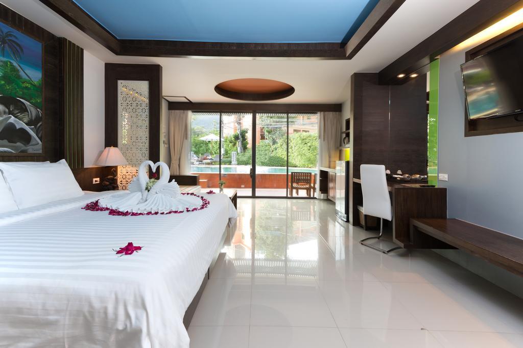 Naina Resort & Spa - Sha Extra Plus Patong Exterior foto